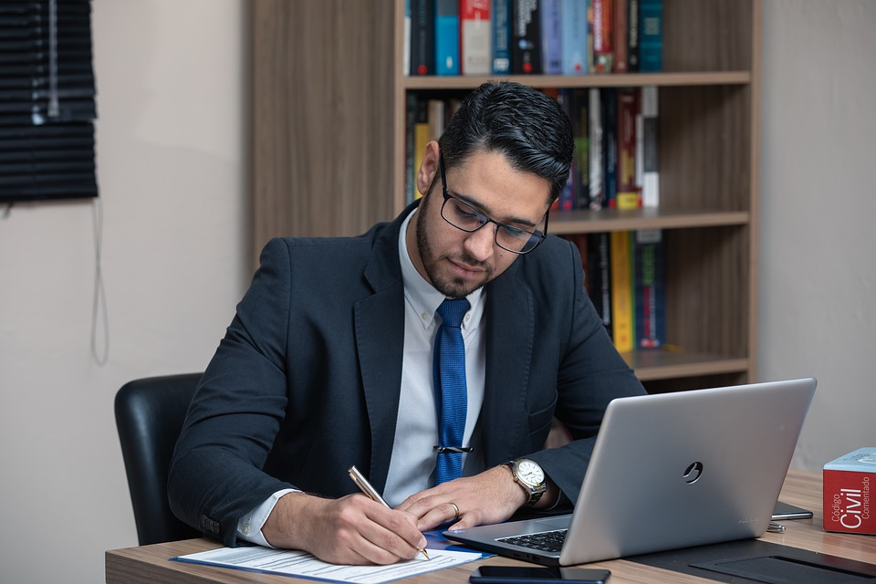 Advantages of Being a Sole Trader